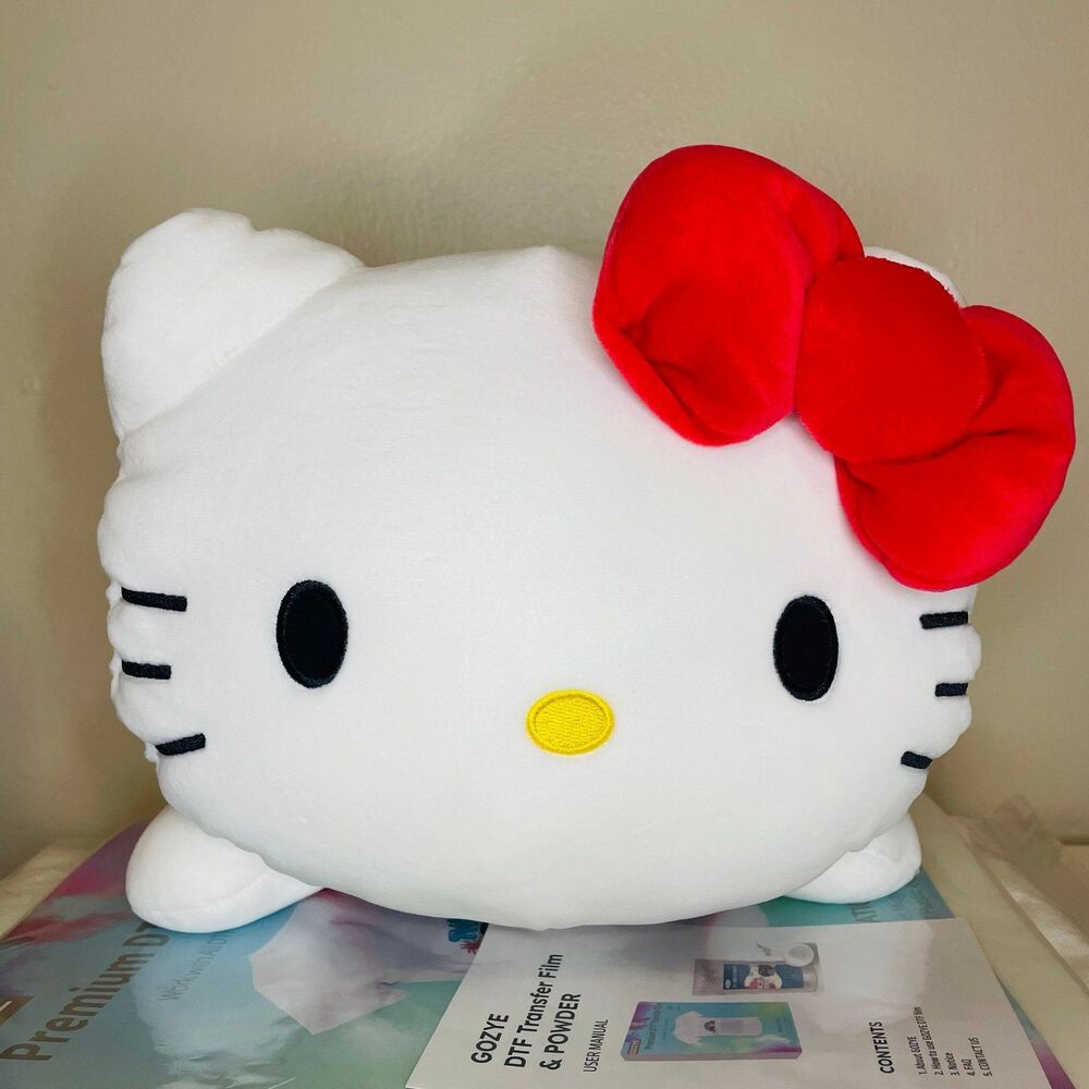 NWT Authentic Sanrio Squishy Classic Hello Kitty Nesoberi Lay-down Plush…